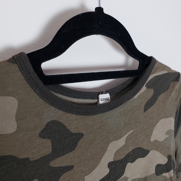 Garage Camouflage Crop Top - Picture 3 of 4
